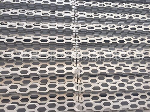 奥迪4s店外墙装饰穿孔铝板专属精致品味 金属板网3