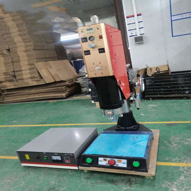 超声波焊接机 厂家直销金诺通用型15K1526超声波塑料焊接机 超声波塑焊机3