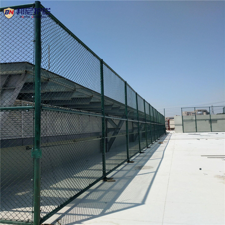 邦尼学校操场球场围栏网体育运动场护拦篮足球防护隔离围墙铁钢丝网2