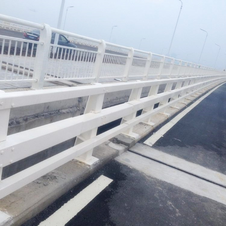 河道护栏 防撞设施 交通防护栏杆 防撞道路护栏 质量过硬20215