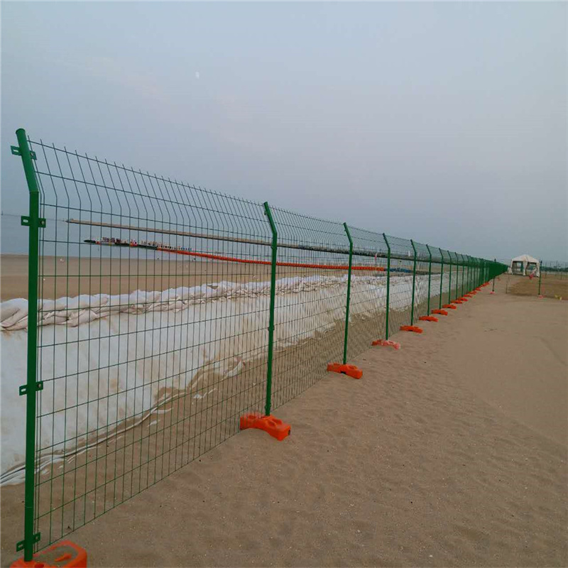 高速公路隔离护栏 优质护栏网阻车桩专业安装 双边丝护栏网6