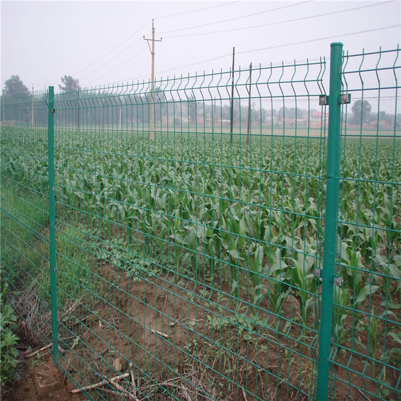 高速公路隔离护栏 优质护栏网阻车桩专业安装 双边丝护栏网2