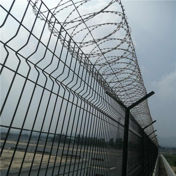 超崛 机场钢筋焊接隔离网 机场围界防护网 机场隔离防护网1