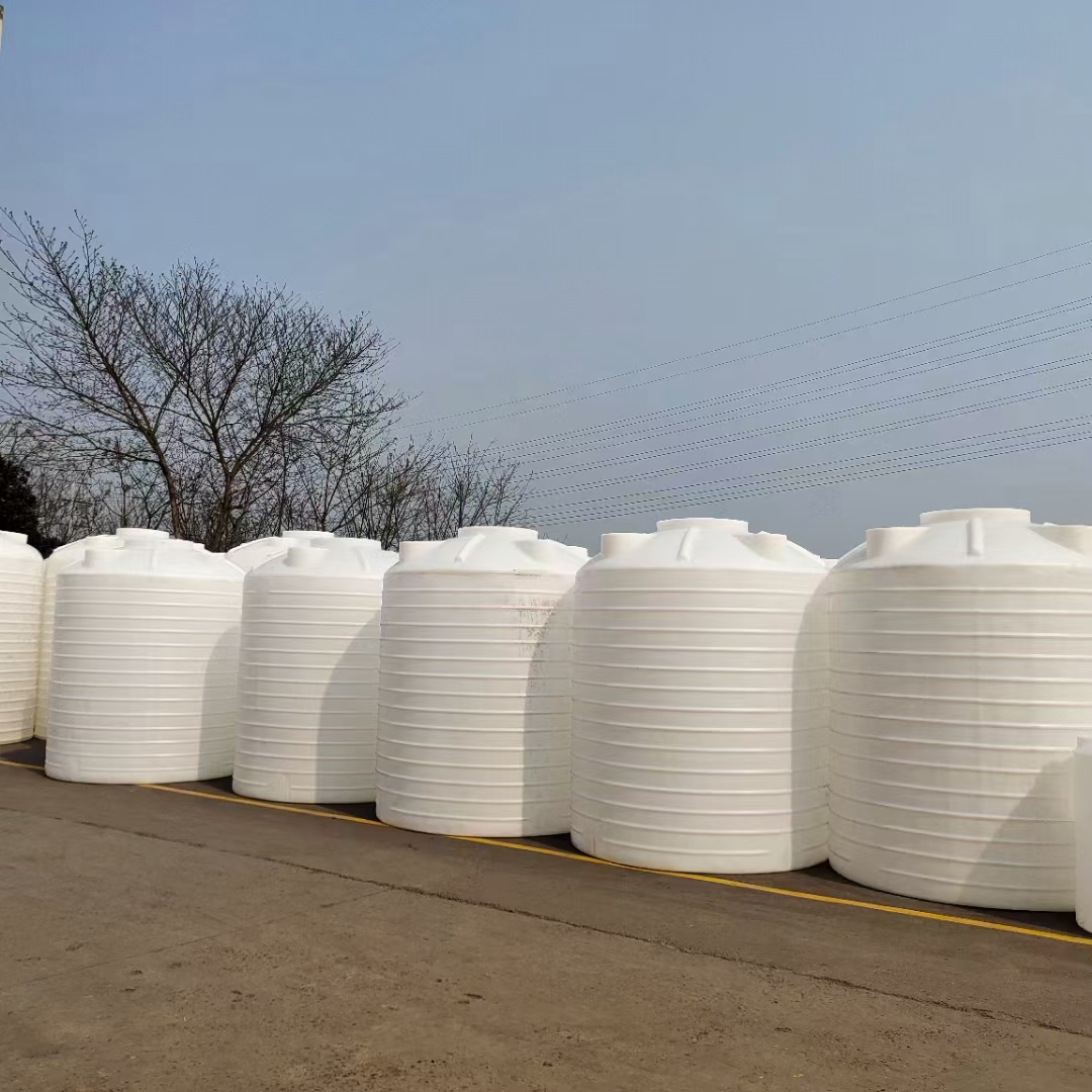山东2吨塑料桶PE储水罐节能灌溉储罐1
