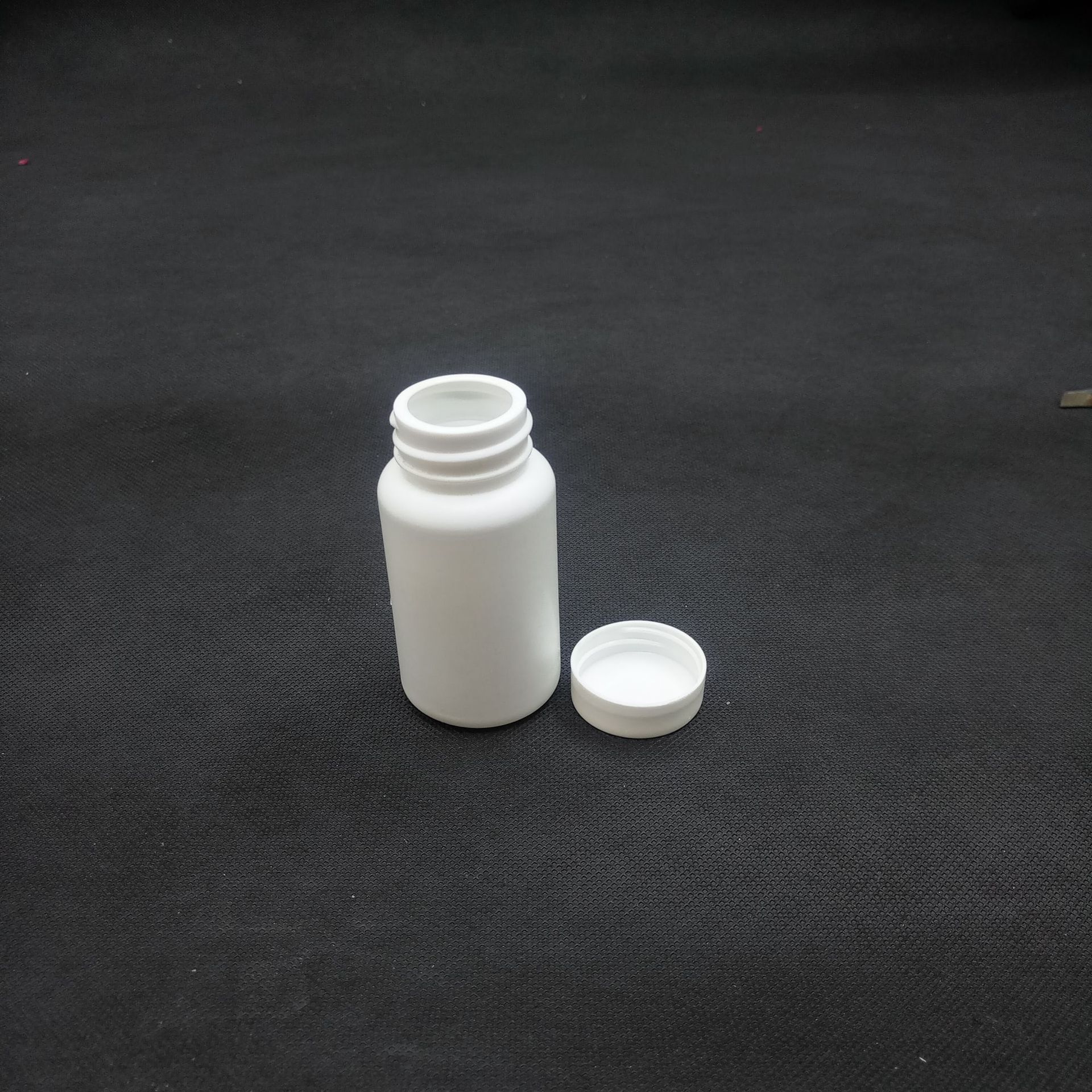 塑料瓶、壶 厂家批发50g高密度聚乙烯大口粉瓶兽药鱼药保健品瓶