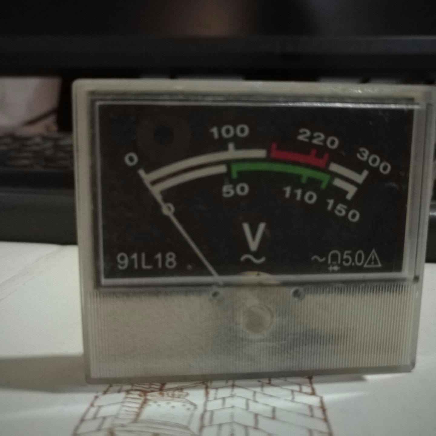 排插 电压表 电压测量仪表1