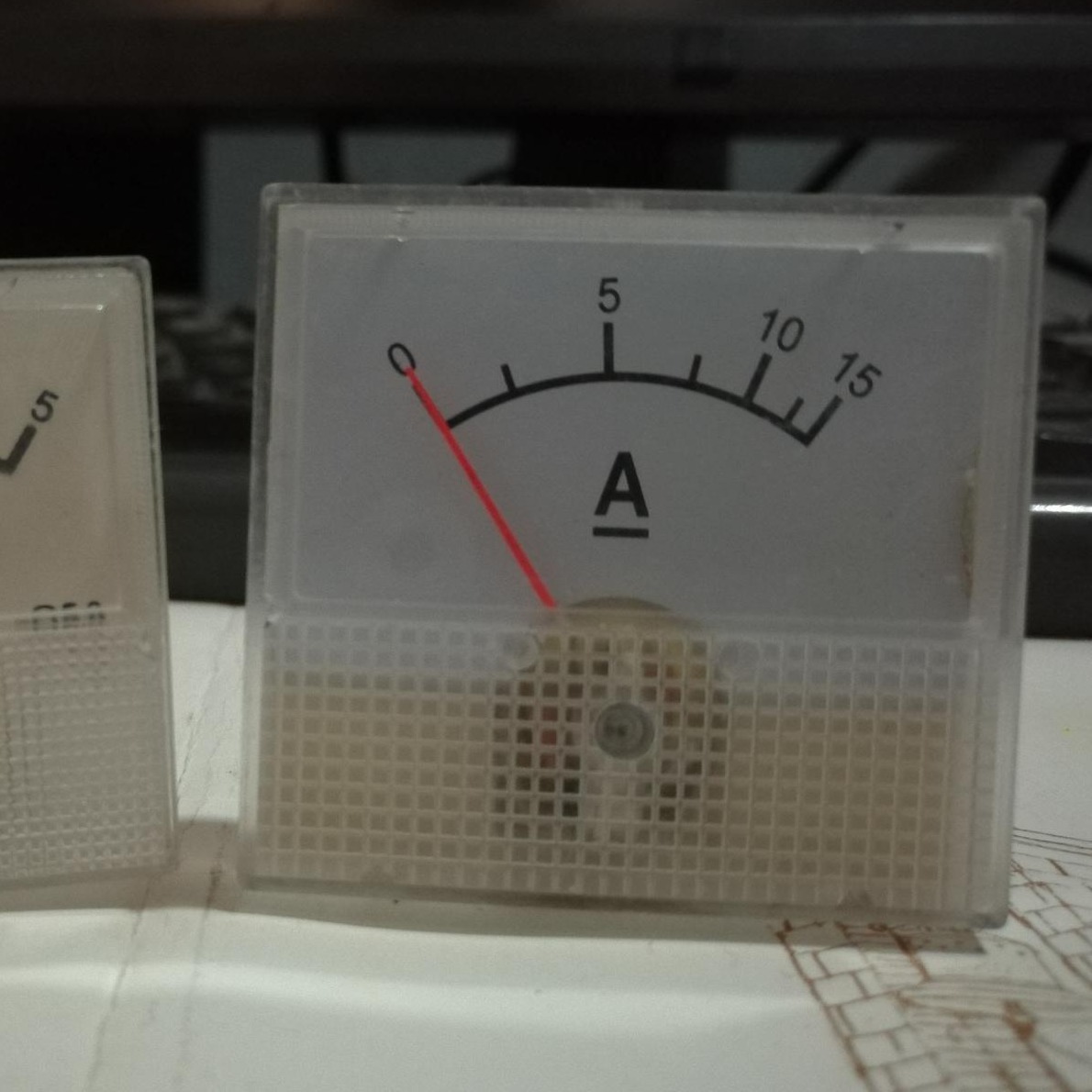电压测量仪表 电流表 调压器 电压表 稳压器4