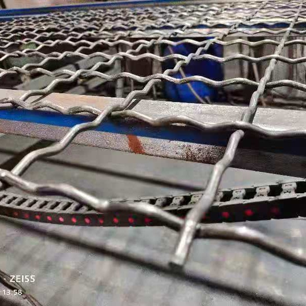矿用编织焊接钢筋网排焊机 强瑞 专业定制 煤矿支护钢筋网排焊机 生产厂家