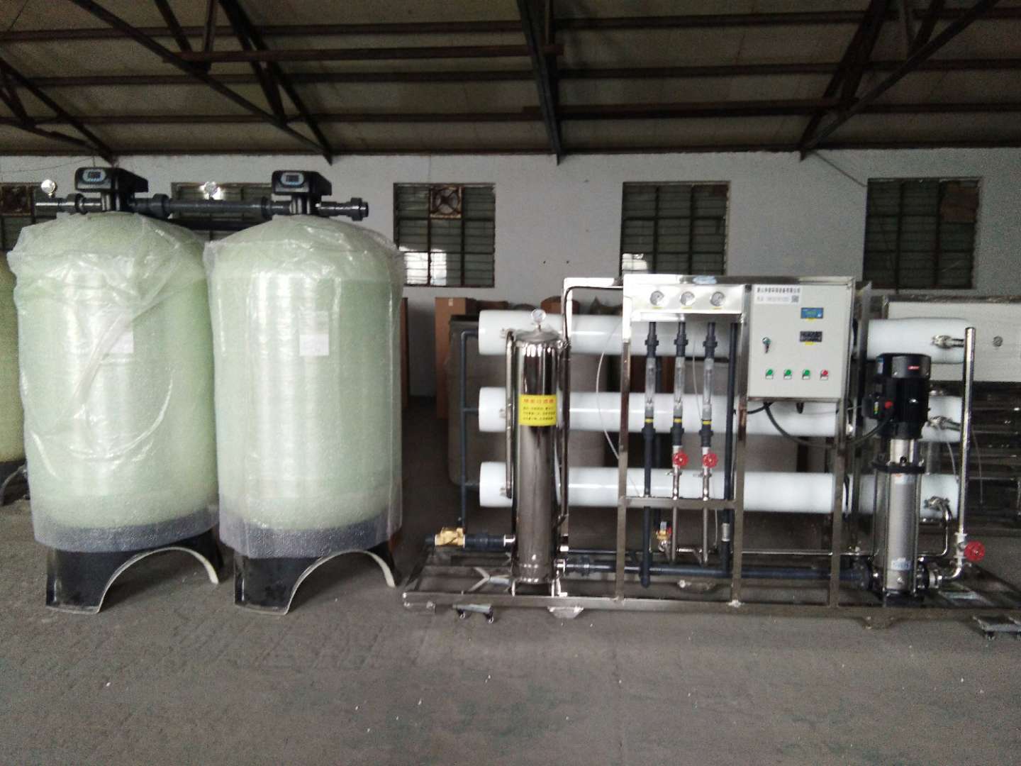 内蒙古各种型号井水处理设备定制 反渗透设备8
