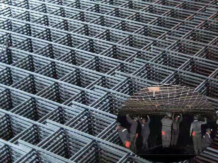 欢迎来电垂询 矿用编织焊接钢筋网排焊机 生产厂家 煤矿支护钢筋网排焊机 强瑞2