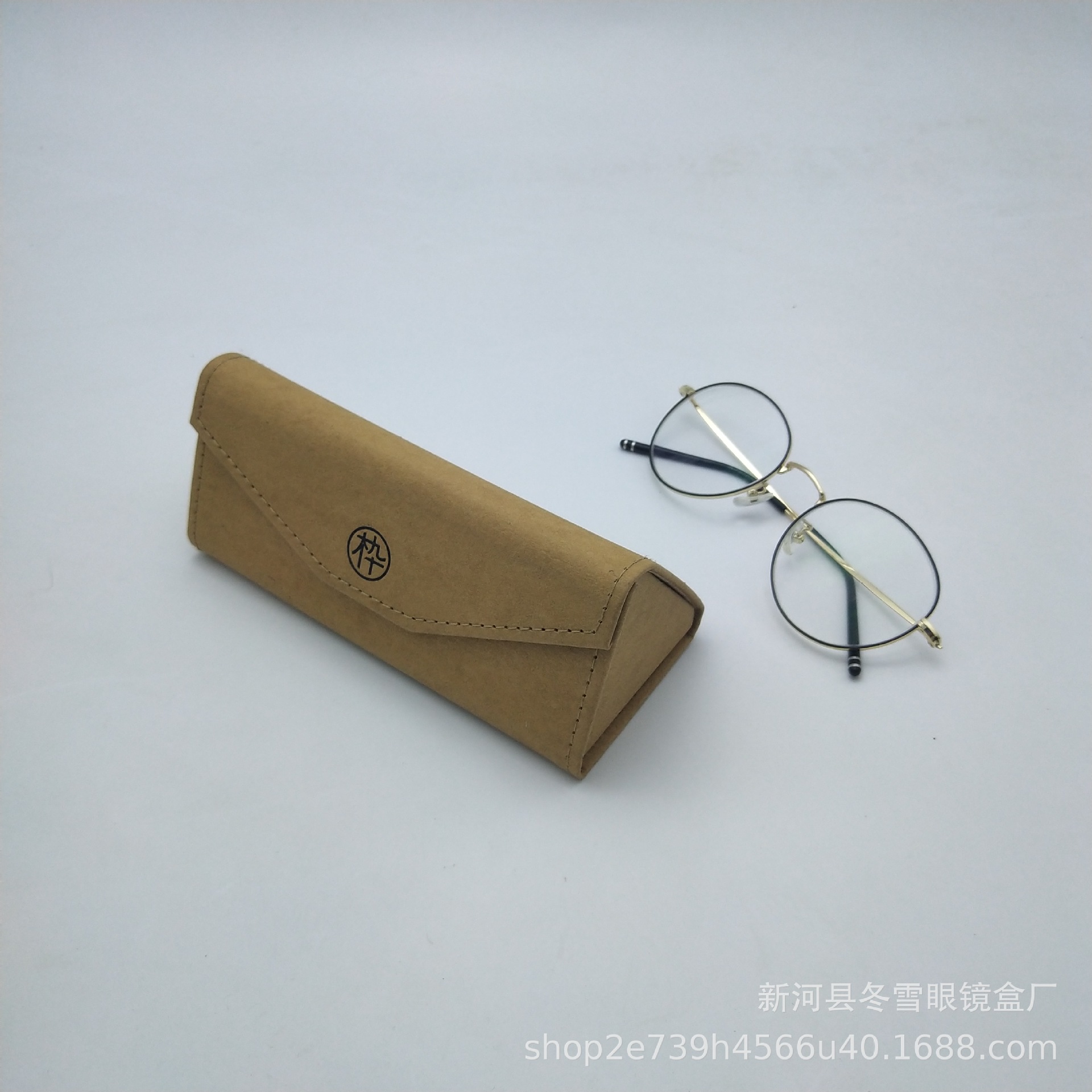 时尚 精美 厂家直销 太阳镜眼镜盒 牛皮纸压线三角折叠眼镜盒1