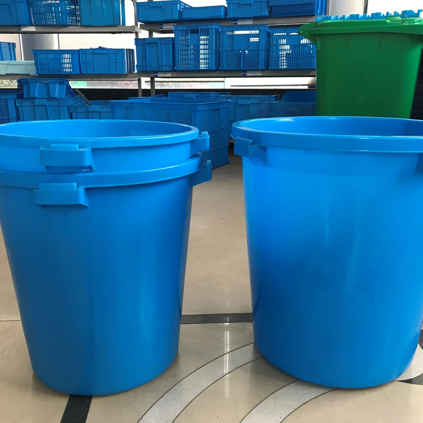 上海物豪塑料厂家直销可配盖农·工业用圆桶系列100L耐腐蚀无毒无味塑胶圆桶