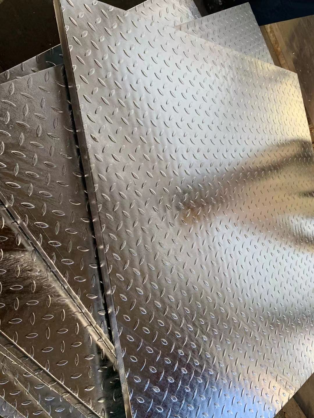 不锈钢格栅板 江苏沟盖板平台踏步板 热铸锌钢格板批发1