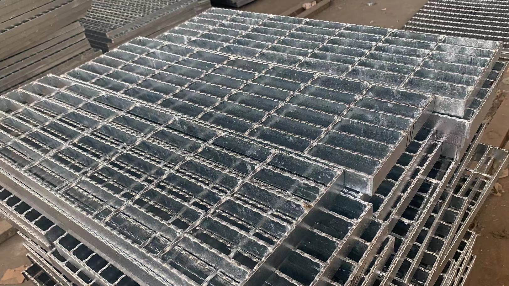 建筑平台钢格板批发 镀锌钢格板 江苏凯之睿不锈钢格栅板1