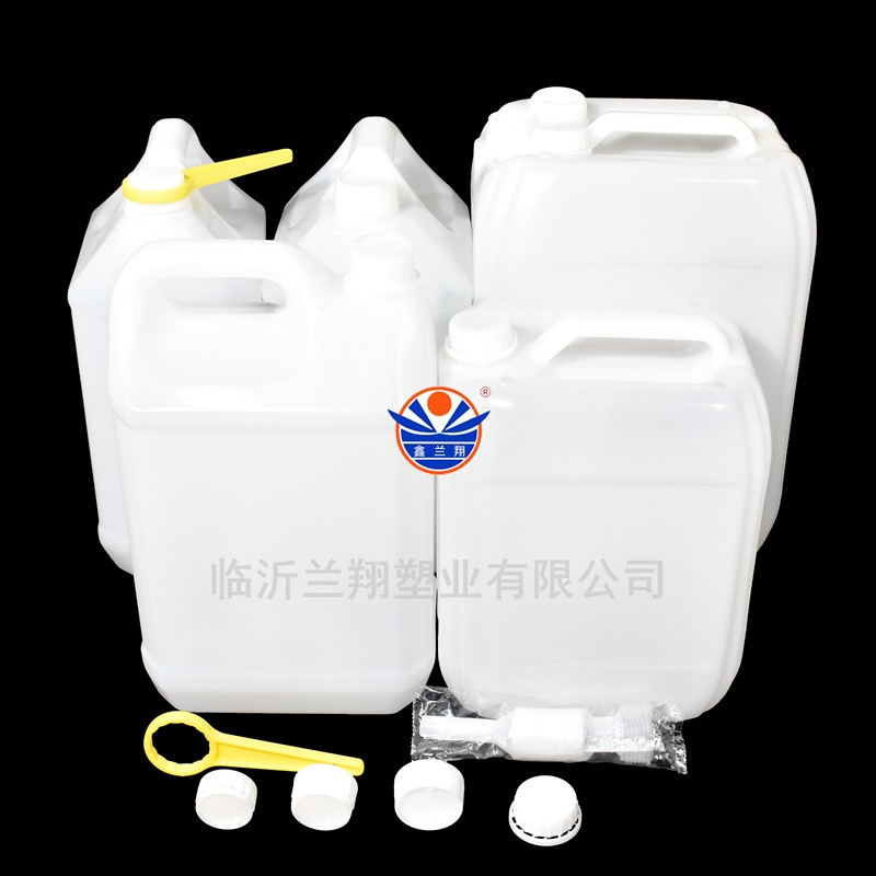 鑫兰翔尿素桶厂 尿素桶价格 车用尿素桶 10L尿素桶 塑料尿素桶