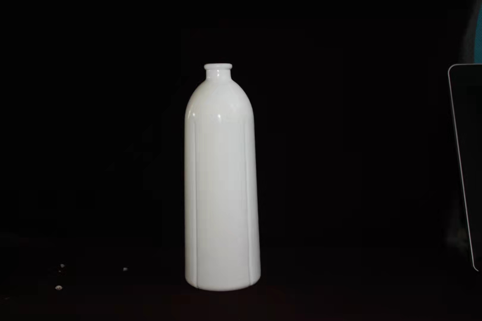 酒瓶 精油瓶 乳白瓶 膏霜瓶 眼霜瓶 500毫升波浪瓶 化妆品包装 林州林河玻璃素瓷4