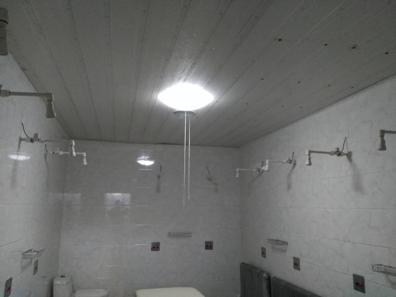 学校洗澡节水器 校园淋雨感应器 澡堂节水器 红外线感应淋浴器5