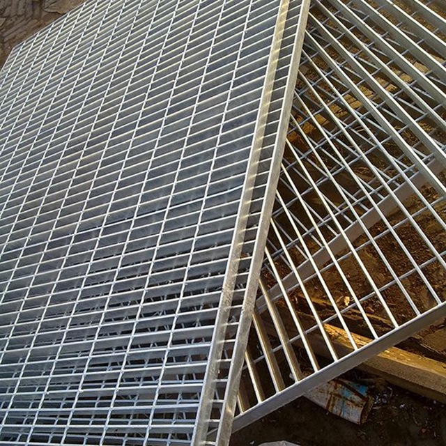 异形格栅板 平台钢格栅板 支持定制 厂家直销镀锌钢格板 人工格栅1