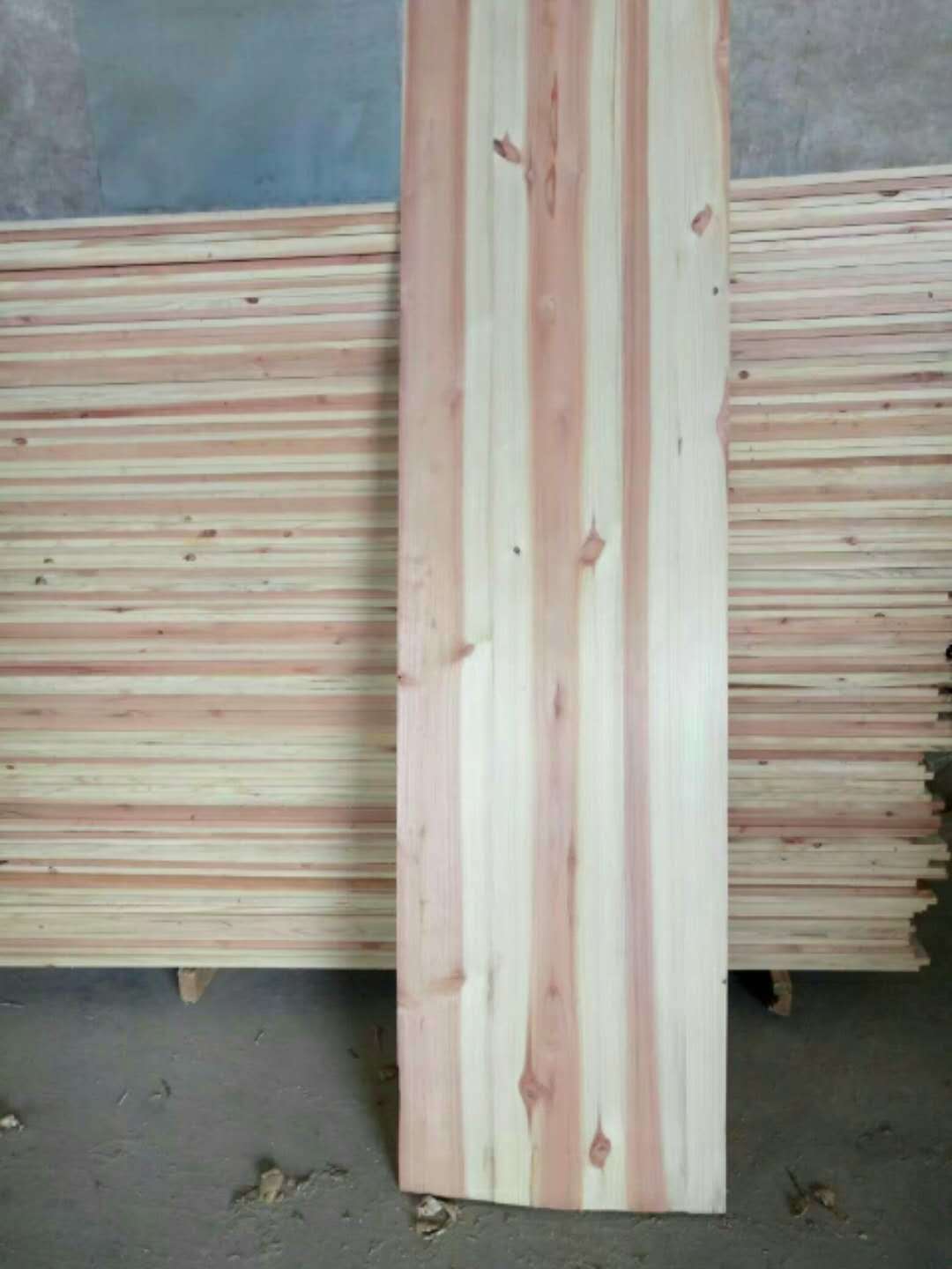 批发销售杉木直拼板 木板材 专业加工多规格 杉木沙发底板家具板