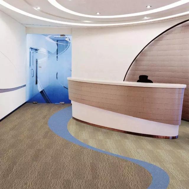 深圳办公地毯厂家直销价格便宜专业的安装师傅上门安装 其他地板