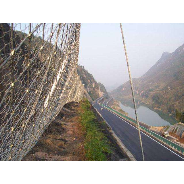 高速公路防护网 网厂家促销 广东主动边坡网 护栏网8