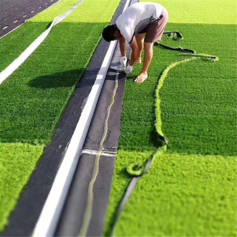 运动跑道、人造草坪 塑料人造草坪 围挡草坪 定制假草坪8