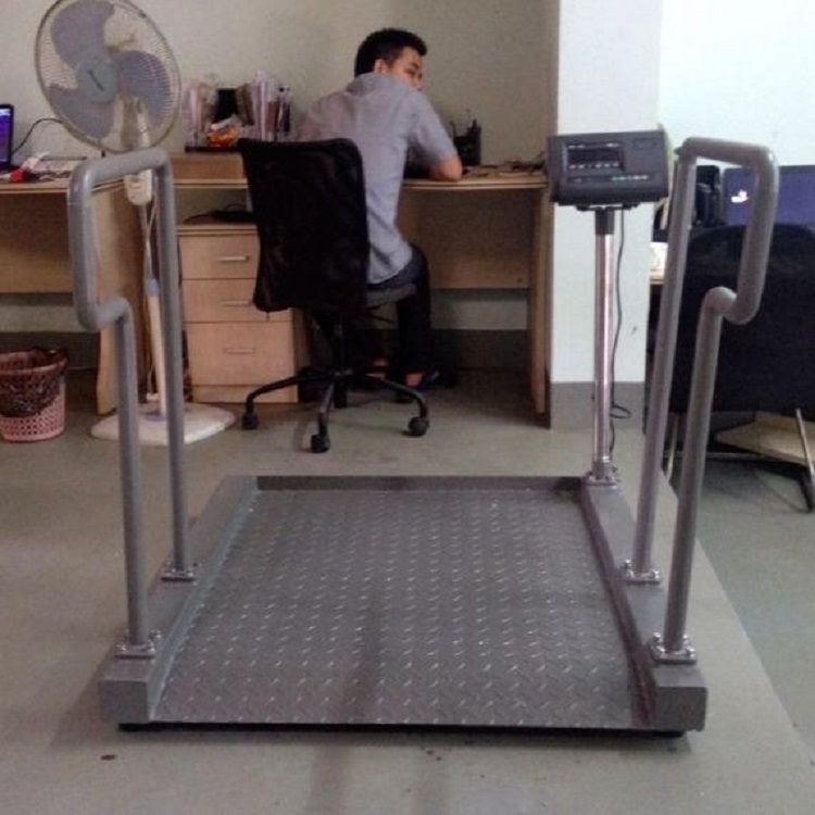 其他衡器 江西体检轮椅秤300公斤透析电子磅连电脑血透电子秤价格3