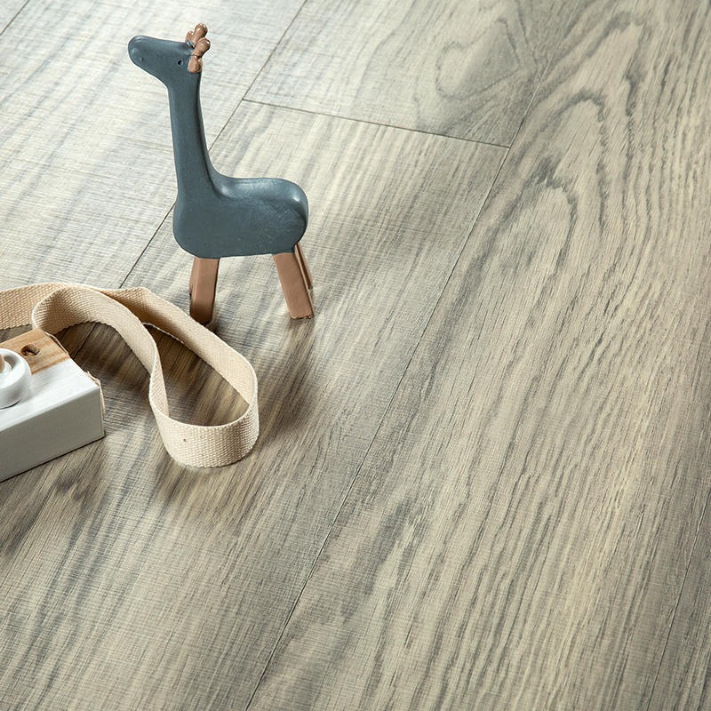 欧林如海 Q905橡木表皮地板多层家用卧室环保木地板 实木复合地板5