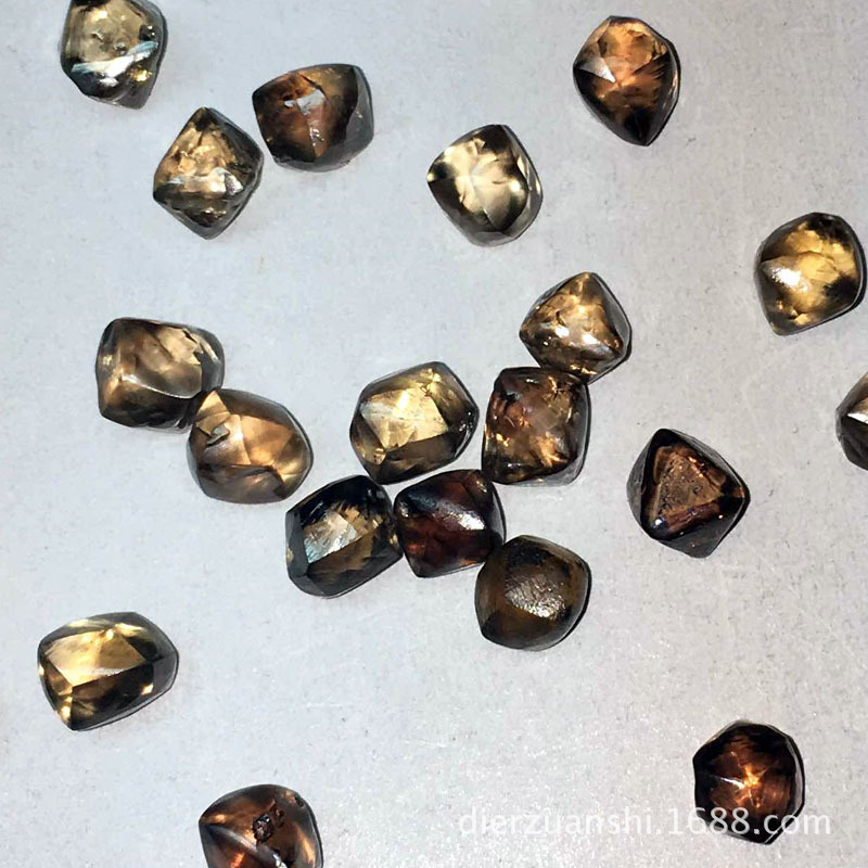 大克拉钻石原石天然金刚石颗粒适用于磨削车刀等超硬材料加工行业3