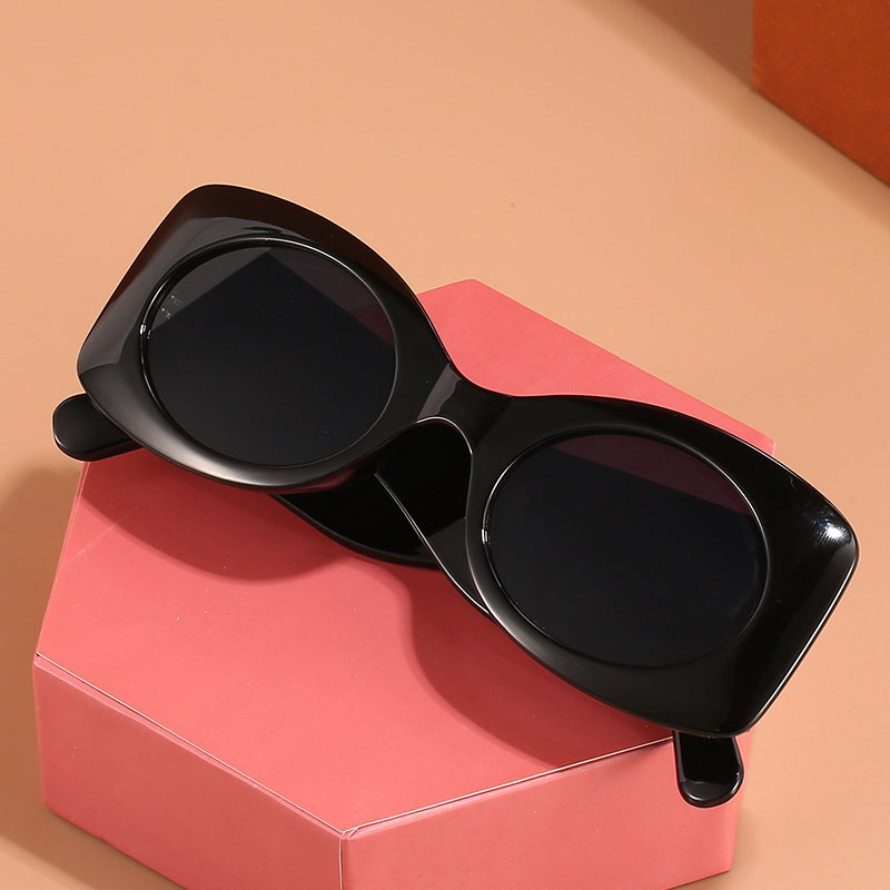 sunglasses 欧美潮流风圆形眼镜 时尚百搭街拍圆框墨镜女批发 2021希英新款太阳镜1
