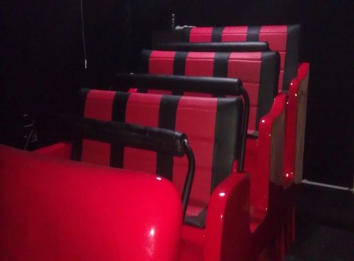 森创9座赛车椅红 仪器仪表