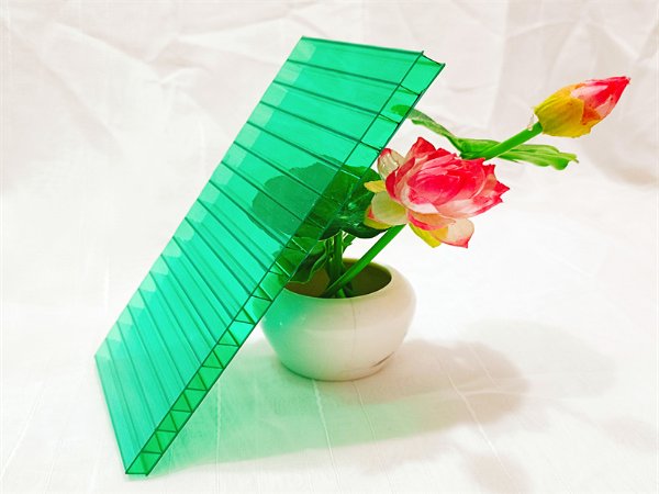 双层阳光板 可定做 生产交货快 塑料建材