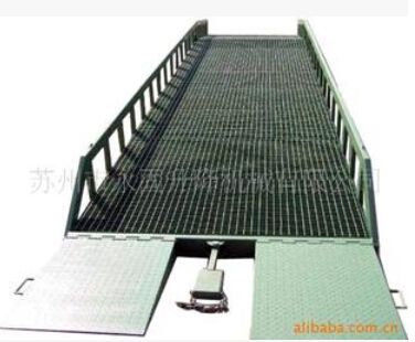 永固牌移动式装卸平台登车桥 工程机械、建筑机械