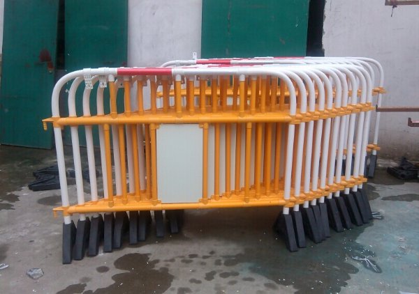 上海塑料铁马栏杆 园艺工具
