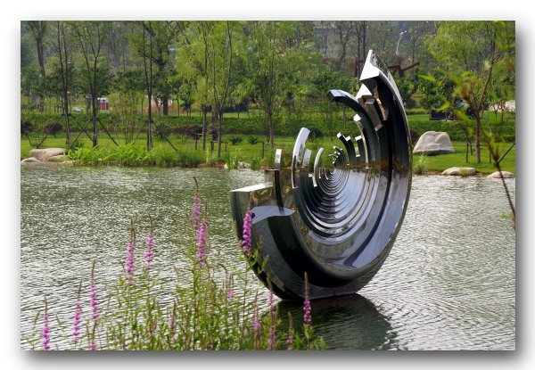 设计加工安装 园艺工具 公园景观雕塑制作厂家 昆明玻璃钢雕塑
