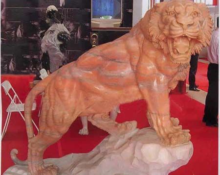 园艺工具 曲阳石狮子雕塑1