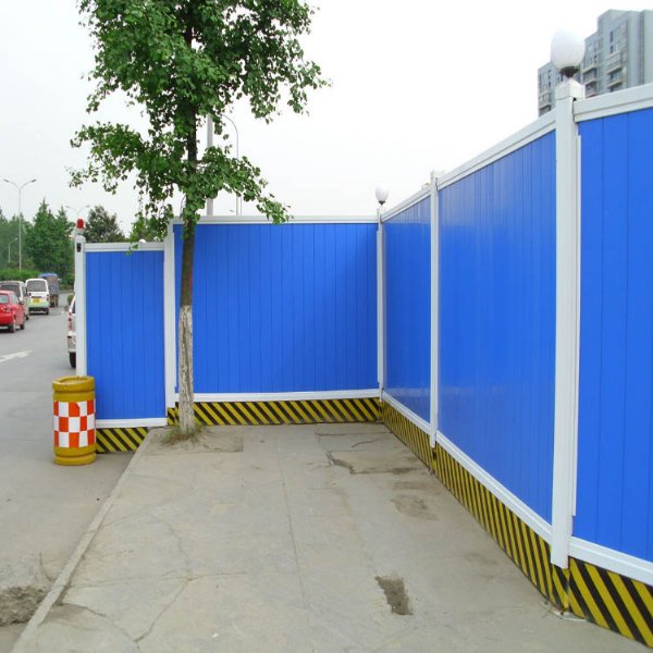 厂家生产市政铁皮道路pvc围挡 建筑工地施工防护栏隔离挡板