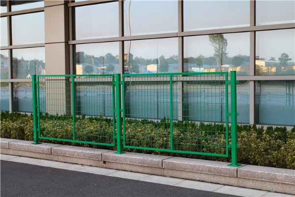 铁丝网围栏 边框护栏 其他建筑、建材类管材 框架护栏网