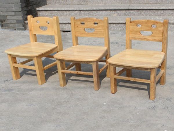 舒誉供应实木桌椅、直销幼儿园橡木桌椅